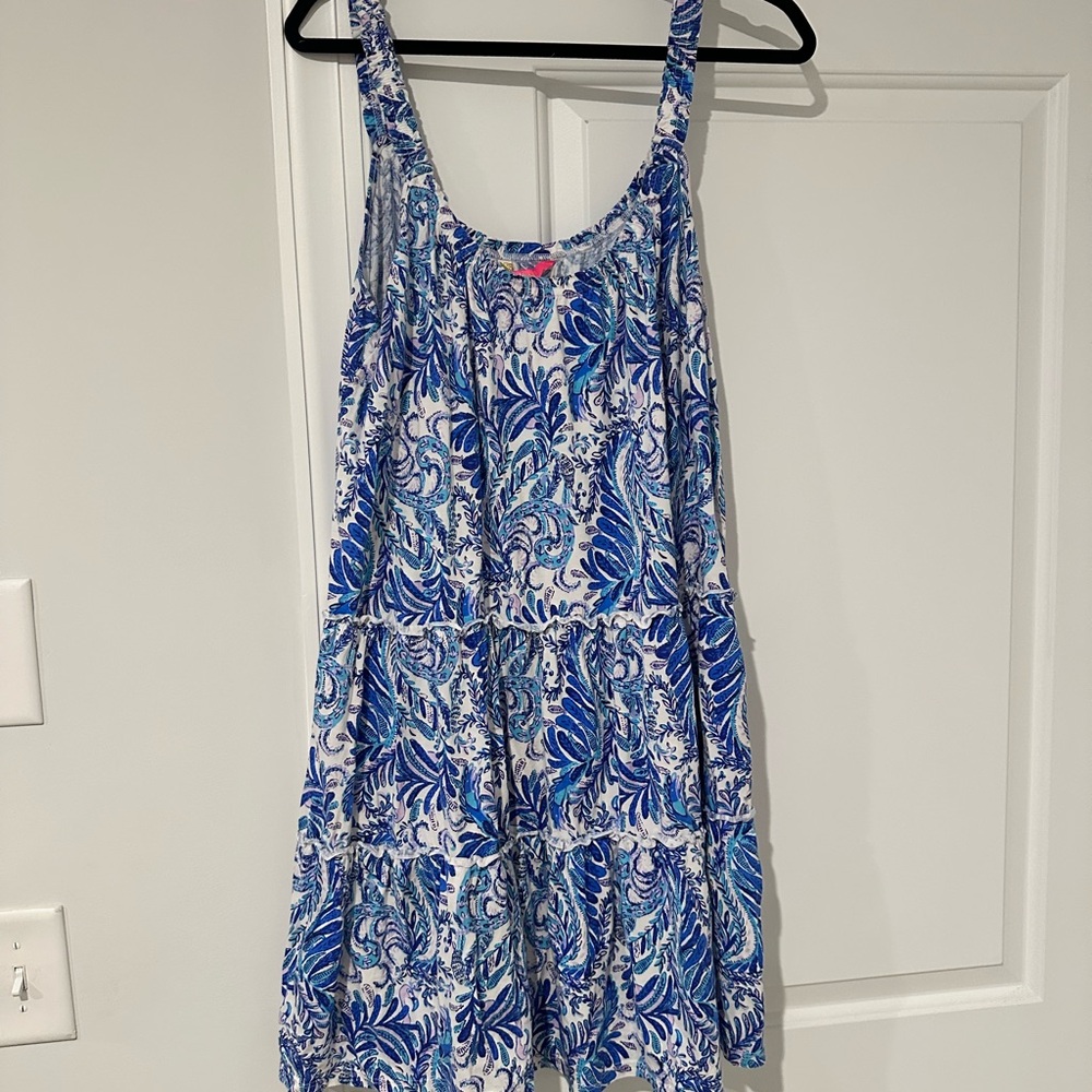 Lilly Pulitzer Blue and White Patterned Sleeveless Dress